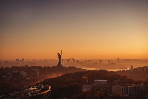 mother-motherland-monument-sunset-kiev-ukraine.jpg