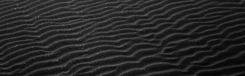 c8bb0f0bbfc0-Nature-black-sand-waves-header.jpg